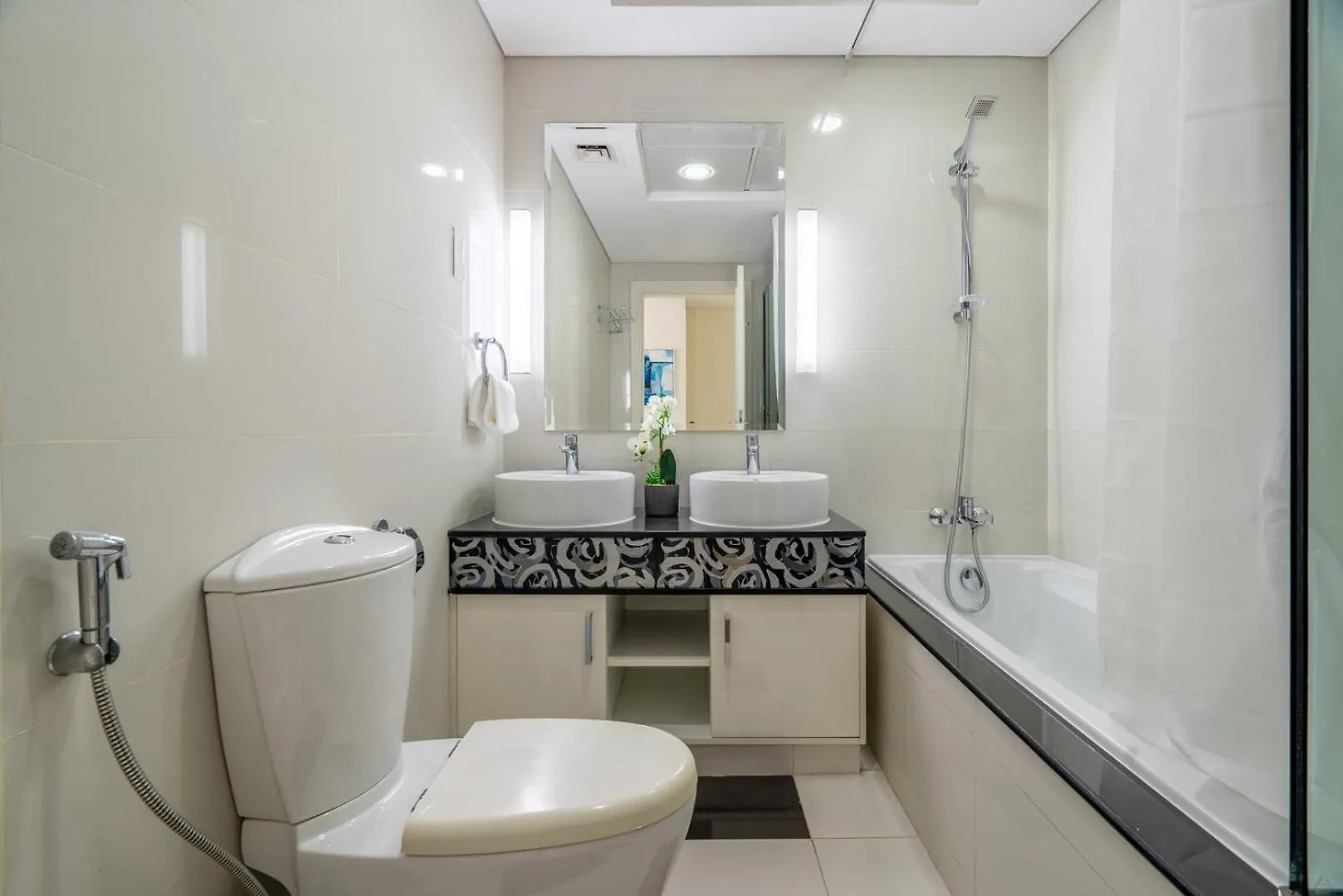 Guestready - Charming Stay With Burj Khalifa Views Dubai Apartment