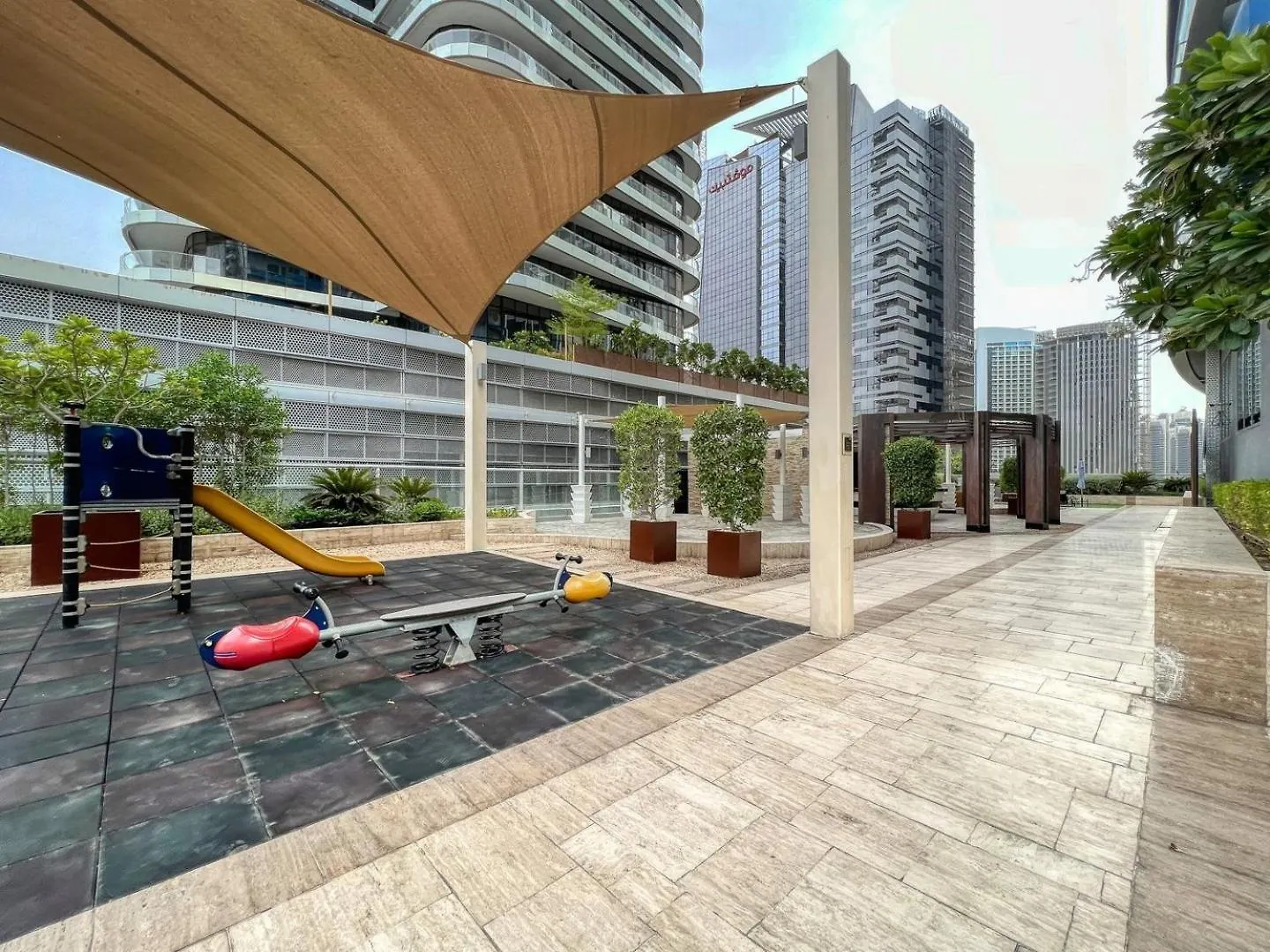 Guestready - Charming Stay With Burj Khalifa Views Dubai 0*,
